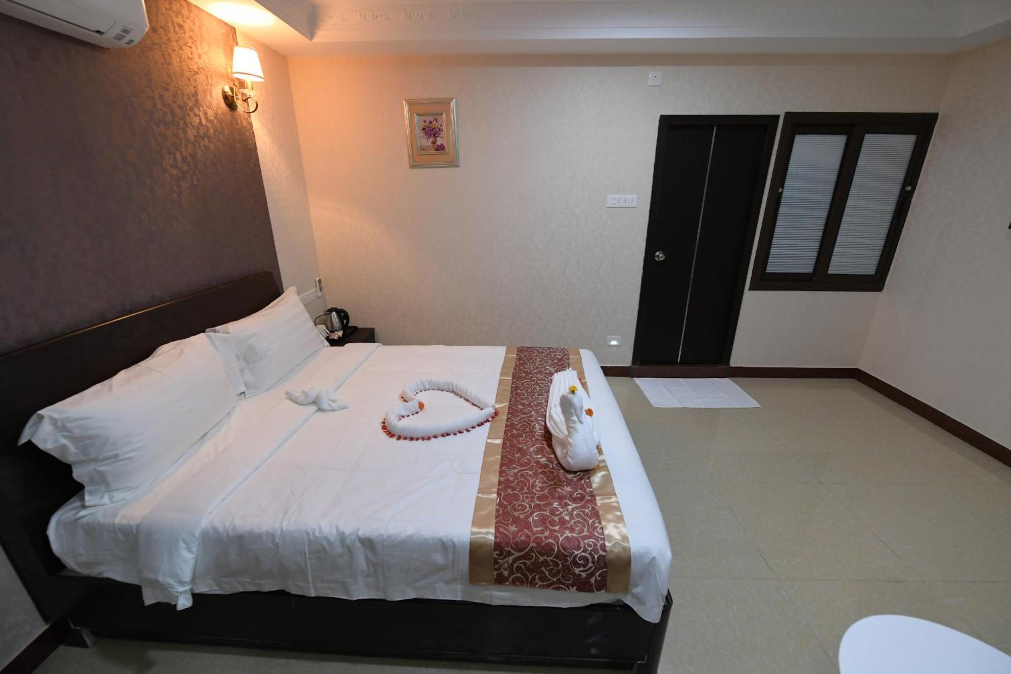 Coastal Grand Hotel Sampath Tiruchirappalli エクステリア 写真