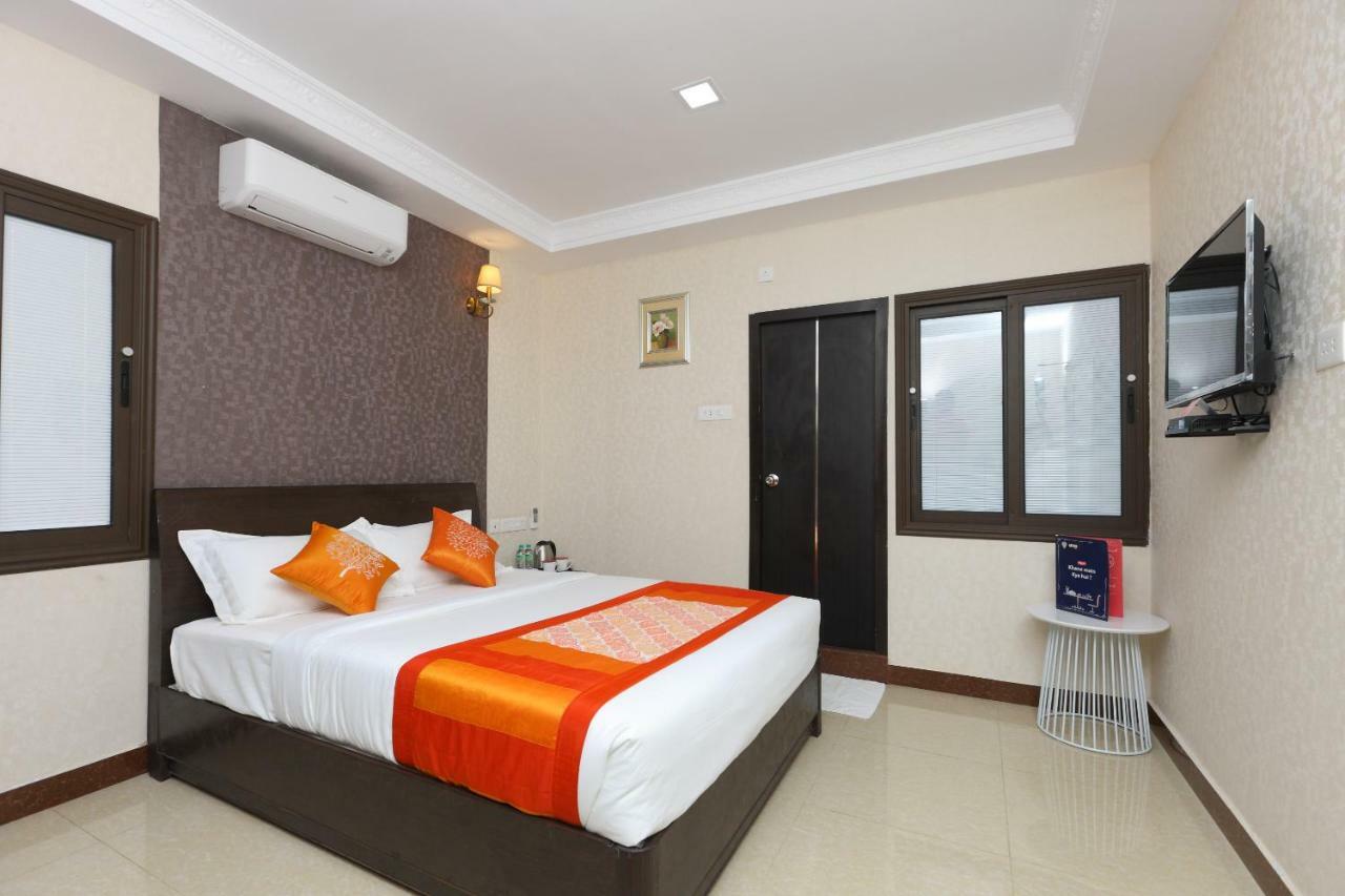 Coastal Grand Hotel Sampath Tiruchirappalli エクステリア 写真