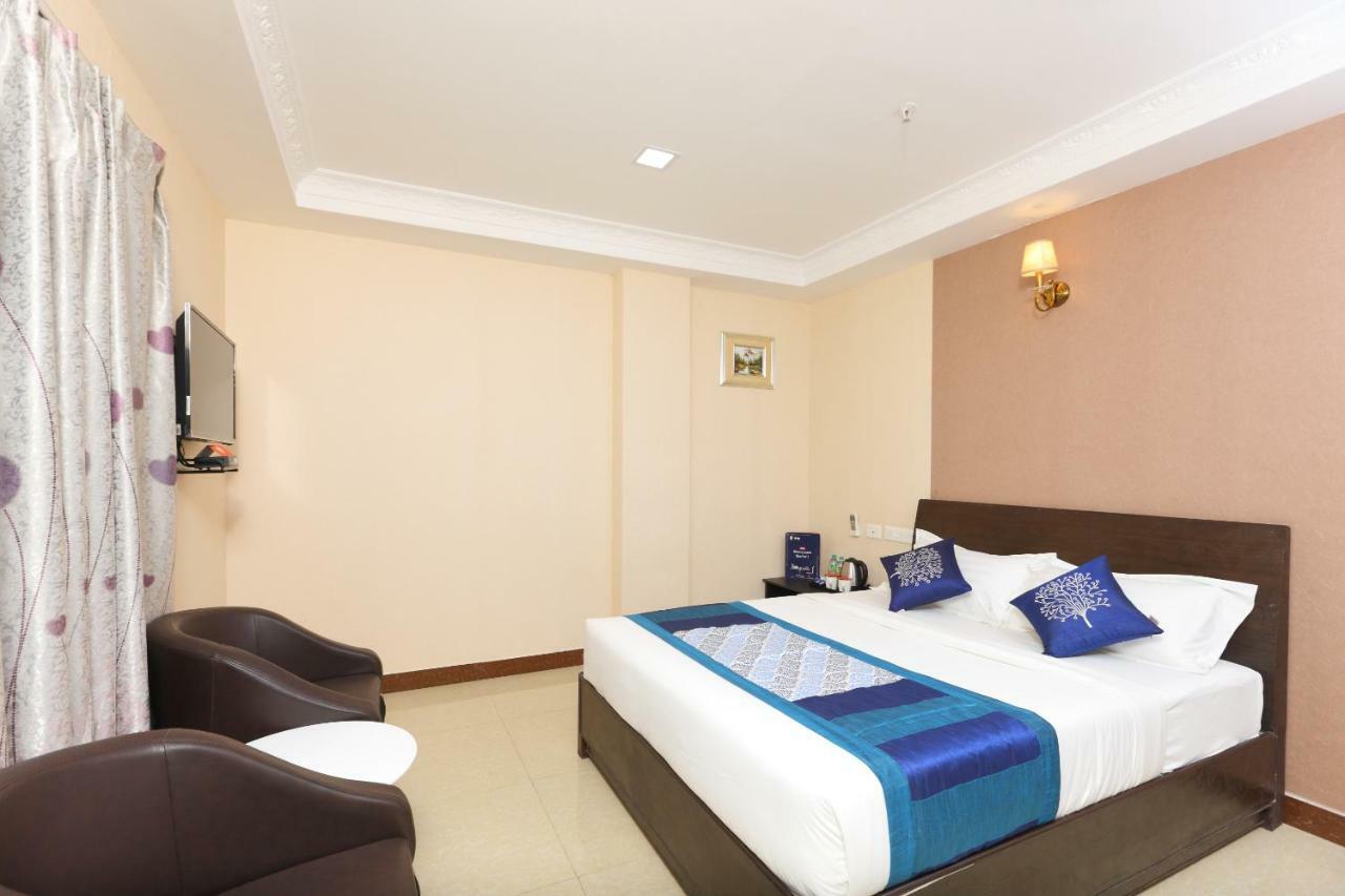 Coastal Grand Hotel Sampath Tiruchirappalli エクステリア 写真